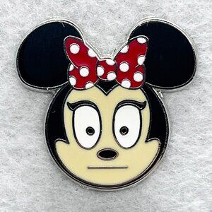 🔮‎ 5/$25 Disney Minnie Mouse Scared Emoji Pin